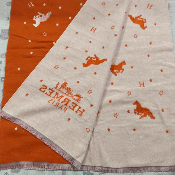 Hermès Reversible Equestrian-Themed Cashmere Scarf - Picture 4 of 6